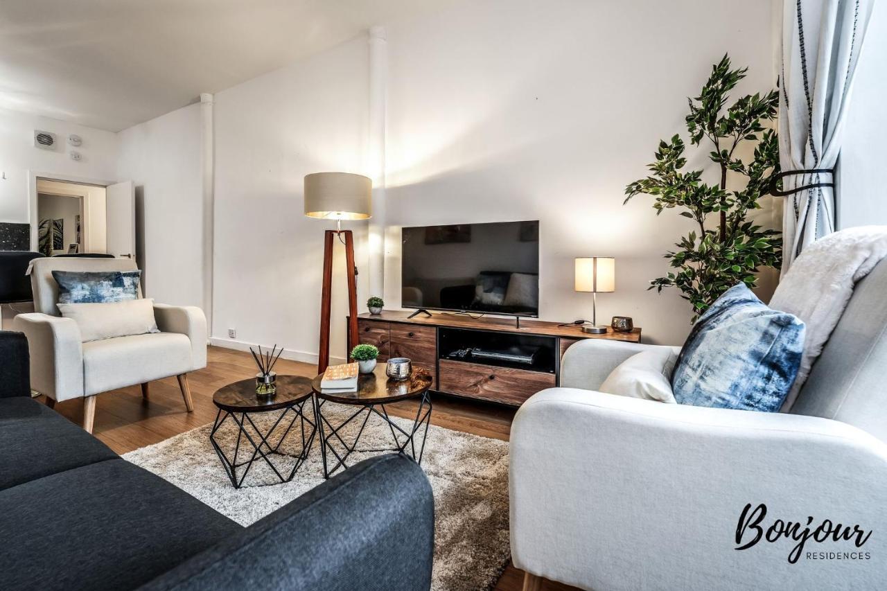 Cosy Grassmarket 2Br-1Ba - Newly Decorated! By Bonjour Residences Edinburgh Eksteriør billede