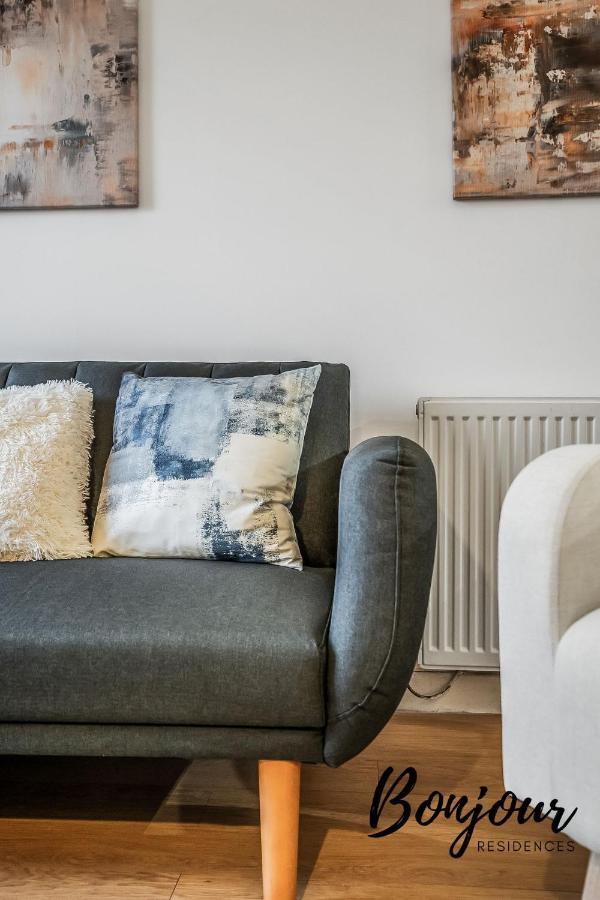 Cosy Grassmarket 2Br-1Ba - Newly Decorated! By Bonjour Residences Edinburgh Eksteriør billede