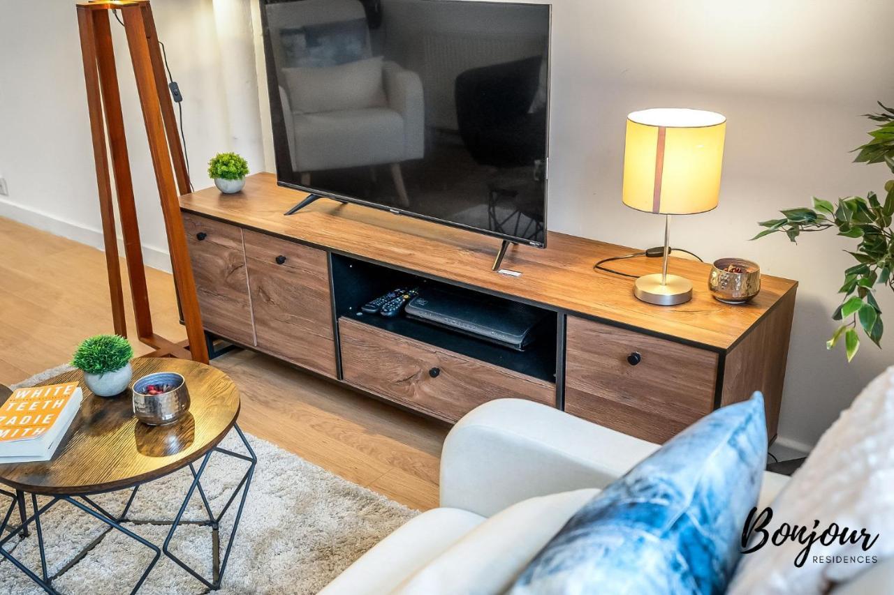 Cosy Grassmarket 2Br-1Ba - Newly Decorated! By Bonjour Residences Edinburgh Eksteriør billede